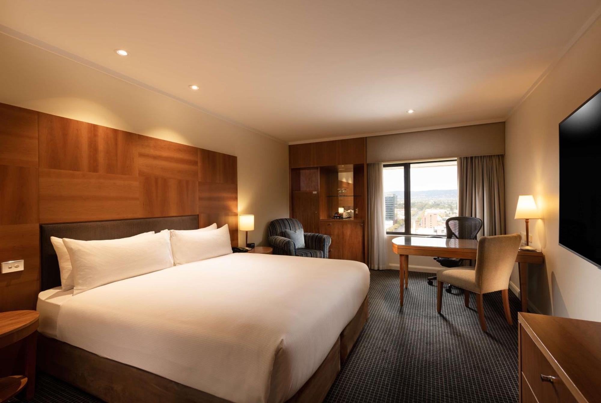 Hilton Adelaide Hotel Bagian luar foto